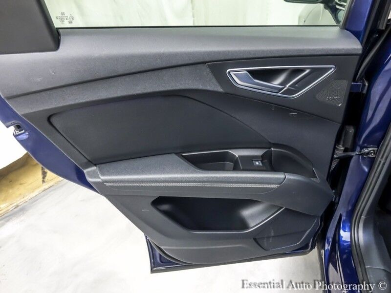 2022 Audi Q4 e-tron Premium Plus Willowbrook IL