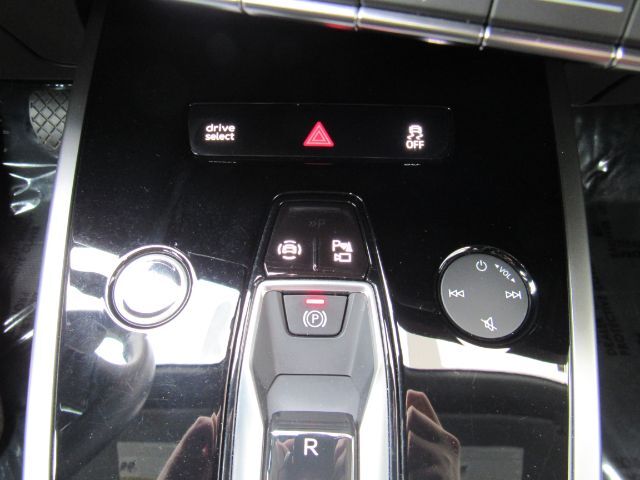 2022 Audi Q4 e-tron Premium Plus quattro Plano TX