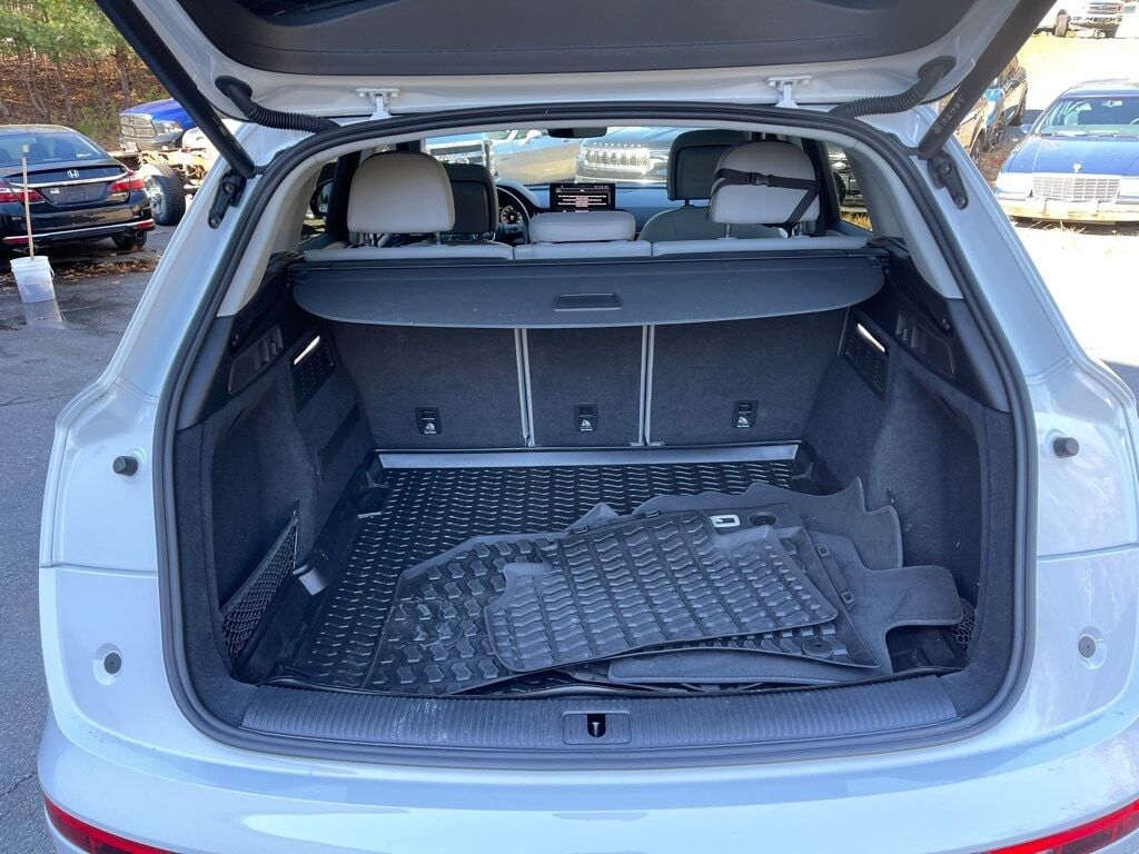 2022 Audi Q5 45 S Line Premium Orange MA