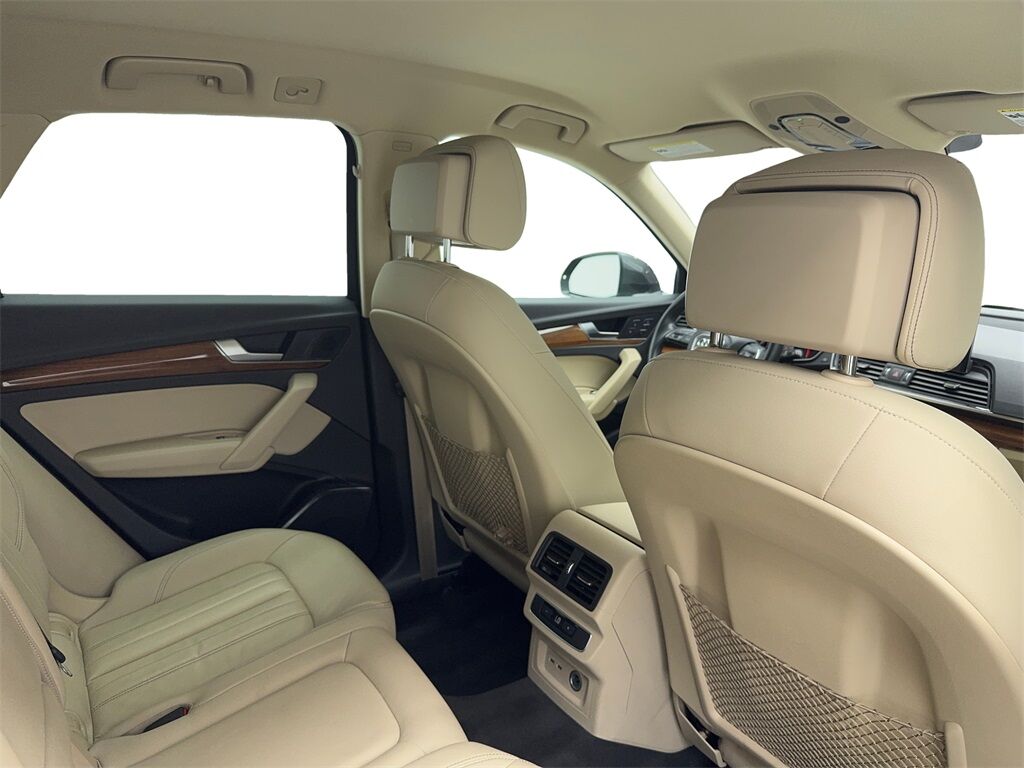 2022 Audi Q5 45 S line Premium CAM,PANO,HTD STS,BLIND SPOT Plano TX