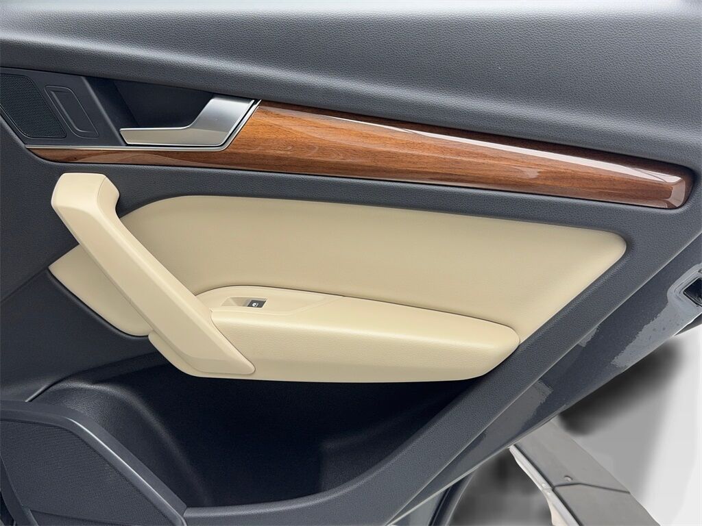 2022 Audi Q5 45 S line Premium CAM,PANO,HTD STS,BLIND SPOT Plano TX