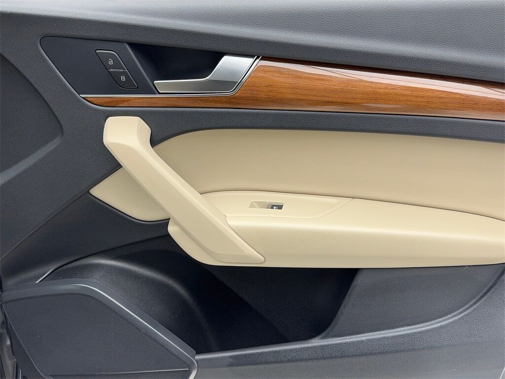 2022 Audi Q5 45 S line Premium CAM,PANO,HTD STS,BLIND SPOT Plano TX
