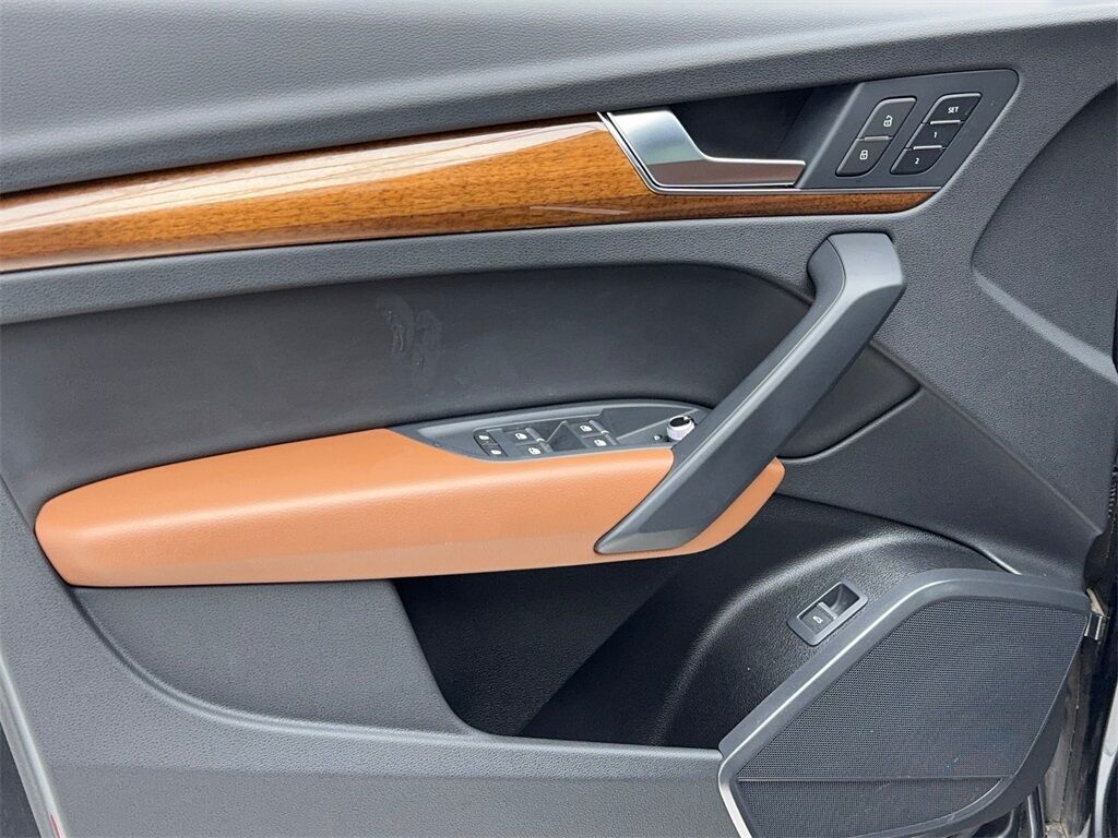 2022 Audi Q5 45 S line Premium CAM,PANO,HTD STS,BLIND SPOT Plano TX