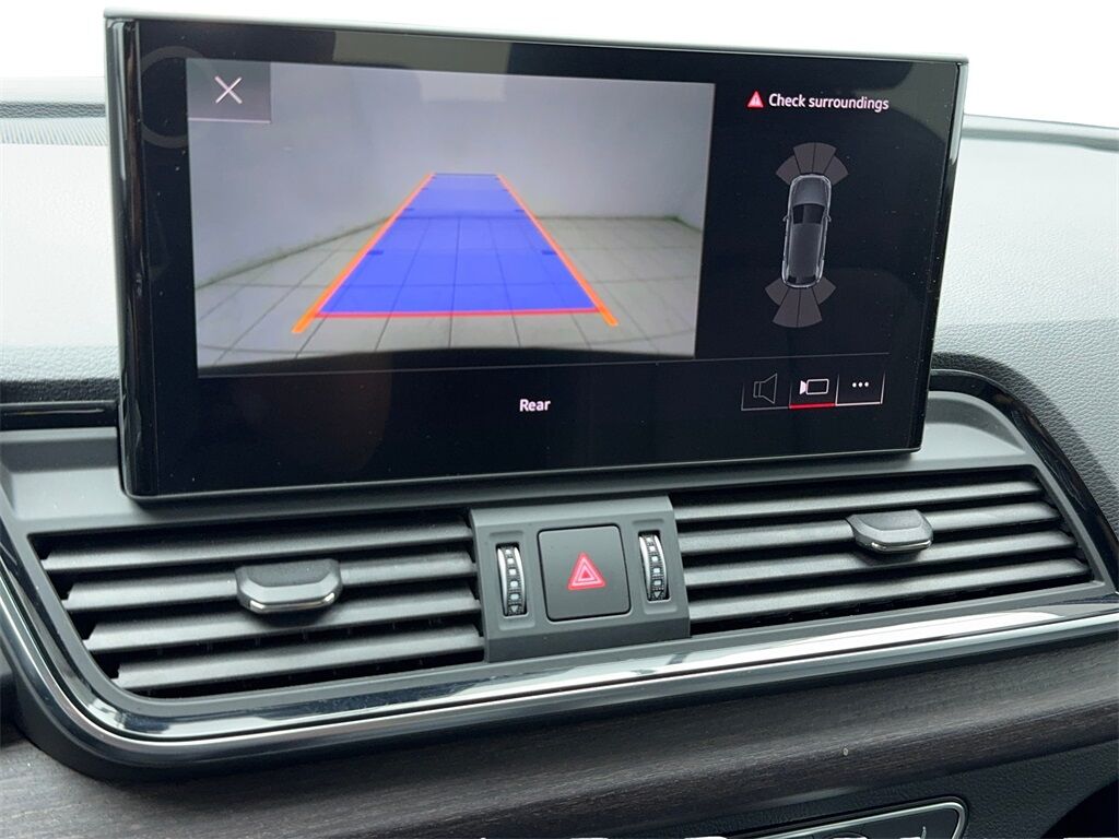 2022 Audi Q5 45 S line Premium CAM,PANO,HTD STS,BLIND SPOT,18&quot; Plano TX