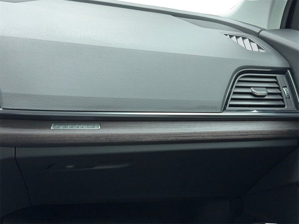 2022 Audi Q5 45 S line Premium CAM,PANO,HTD STS,BLIND SPOT,18&quot; Plano TX