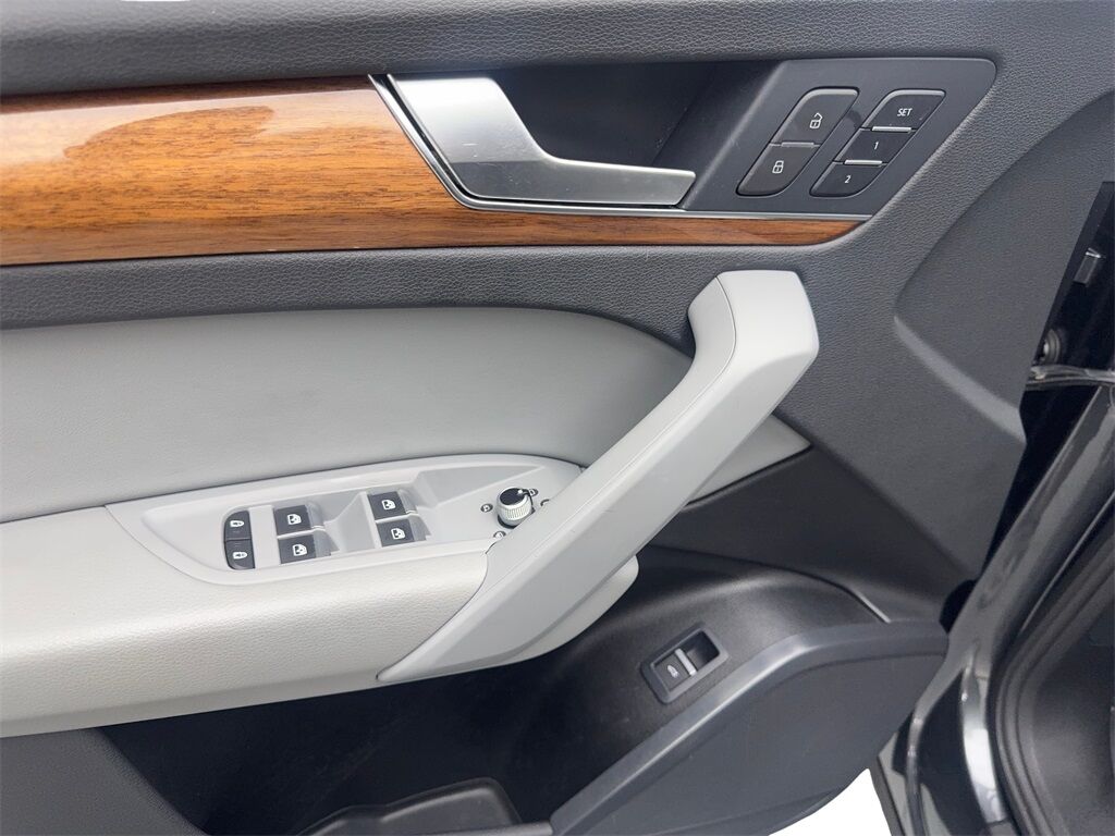 2022 Audi Q5 45 S line Premium CAM,PANO,HTD STS,BLIND SPOT,18&quot; Irving TX