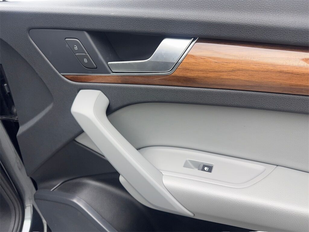 2022 Audi Q5 45 S line Premium CAM,PANO,HTD STS,BLIND SPOT,18&quot; Irving TX