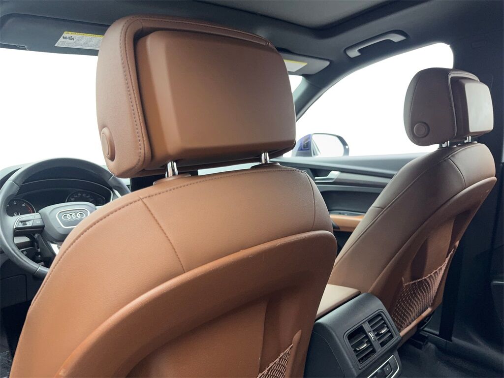 2022 Audi Q5 45 S line Premium CAM,PANO,HTD STS,BLIND SPOT,18&quot; Irving TX