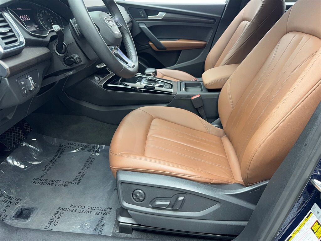 2022 Audi Q5 45 S line Premium CAM,PANO,HTD STS,BLIND SPOT,18&quot; Irving TX