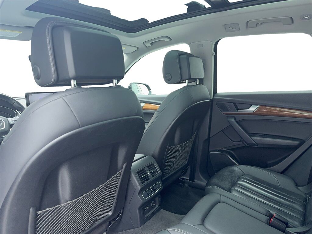 2022 Audi Q5 45 S line Premium CAM,PANO,HTD STS,BLIND SPOT,19&quot; Plano TX