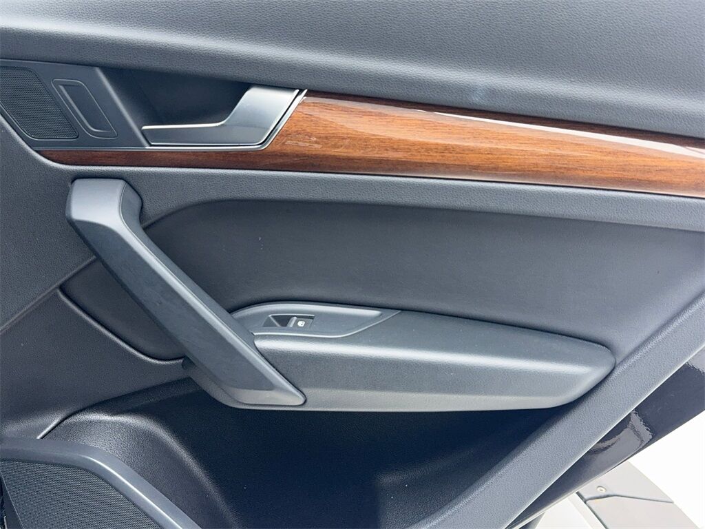 2022 Audi Q5 45 S line Premium CAM,PANO,HTD STS,BLIND SPOT,19&quot; Plano TX