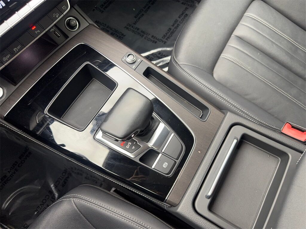 2022 Audi Q5 45 S line Premium CAM,PANO,HTD STS,BLIND SPOT,19&quot; Irving TX