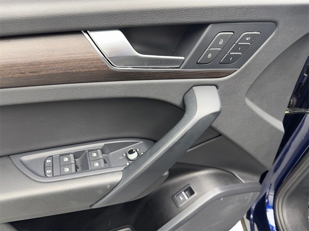 2022 Audi Q5 45 S line Premium CAM,PANO,HTD STS,BLIND SPOT,19&quot; Irving TX