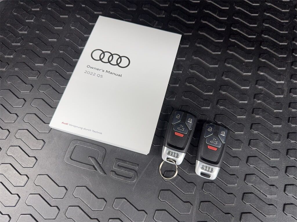 2022 Audi Q5 45 S line Premium CAM,PANO,HTD STS,BLIND SPOT,19&quot; Irving TX