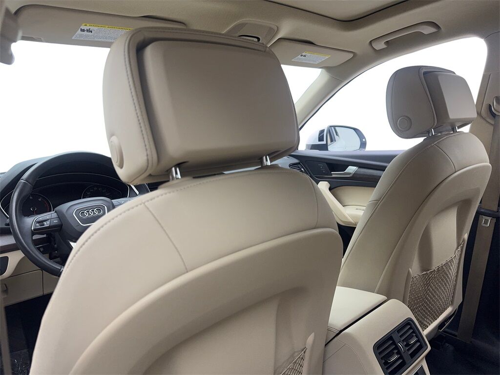 2022 Audi Q5 45 S line Premium CAM,PANO,HTD STS,BLIND SPOT,19&quot; Irving TX