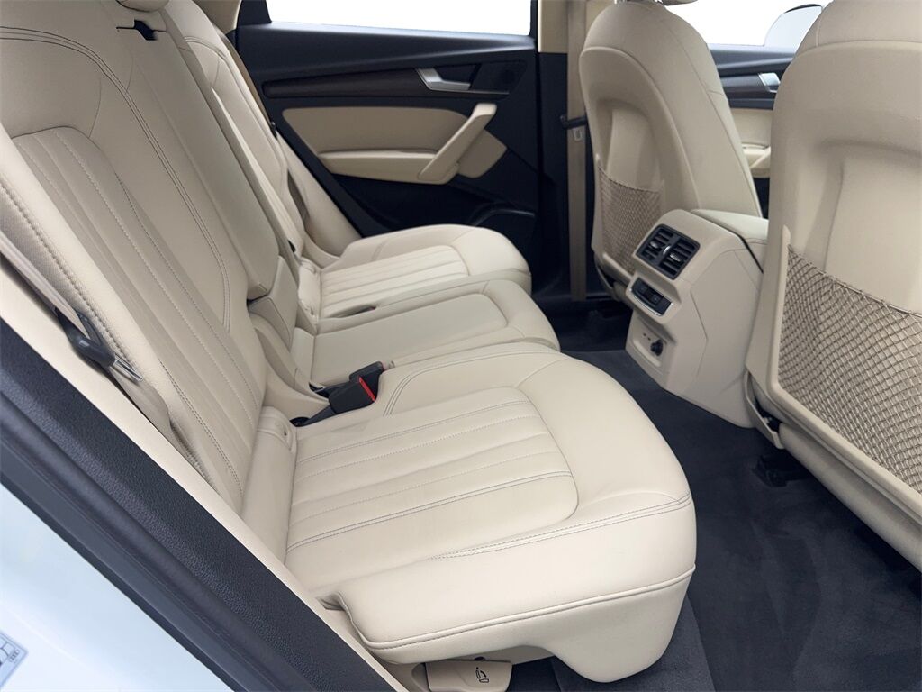 2022 Audi Q5 45 S line Premium CAM,PANO,HTD STS,BLIND SPOT,19&quot; Irving TX
