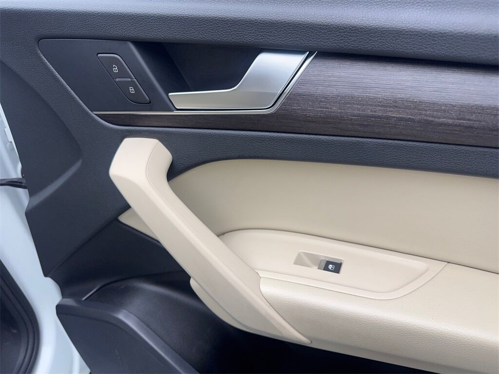 2022 Audi Q5 45 S line Premium CAM,PANO,HTD STS,BLIND SPOT,19&quot; Irving TX