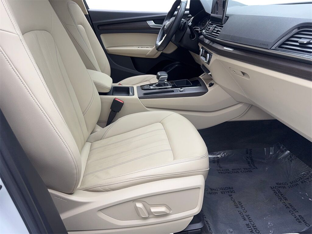 2022 Audi Q5 45 S line Premium CAM,PANO,HTD STS,BLIND SPOT,19&quot; Irving TX