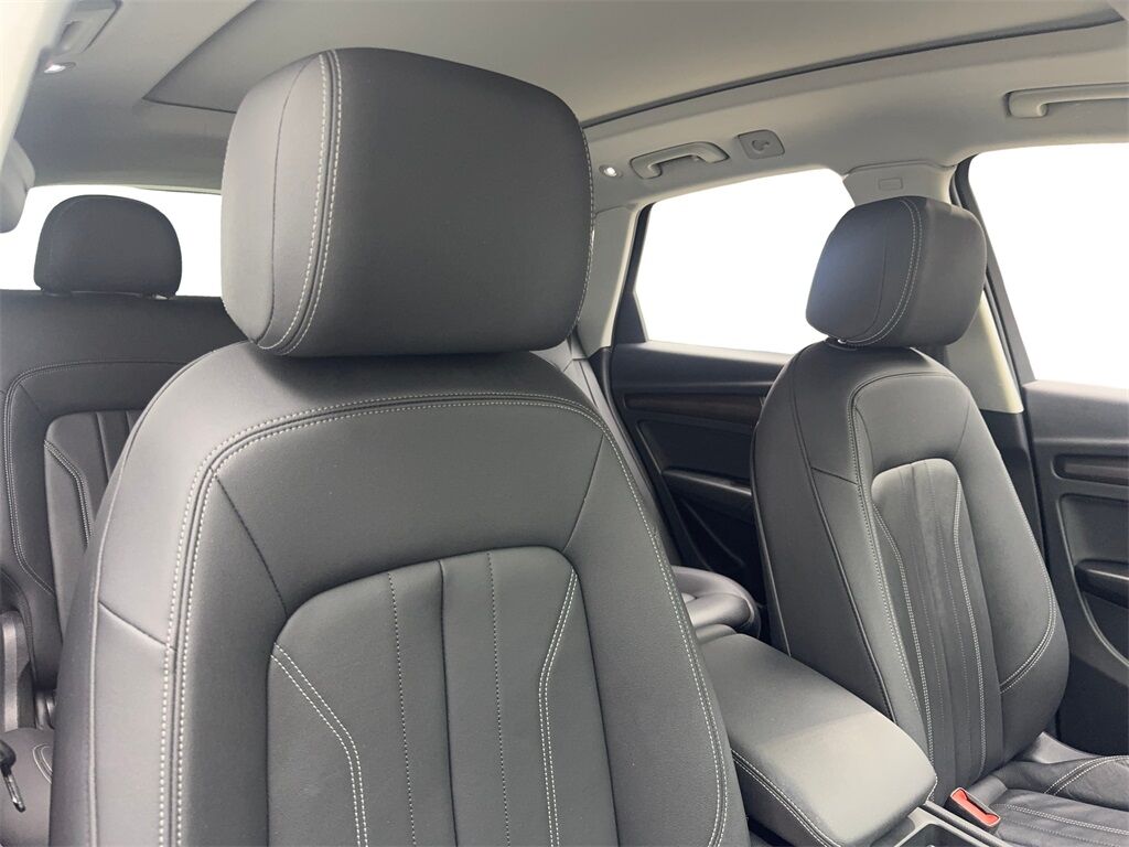 2022 Audi Q5 45 S line Premium CAM,PANO,HTD STS,BLIND SPOT,19&quot; Irving TX