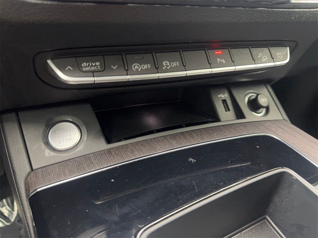 2022 Audi Q5 45 S line Premium CAM,PANO,HTD STS,BLIND SPOT,19&quot; Irving TX