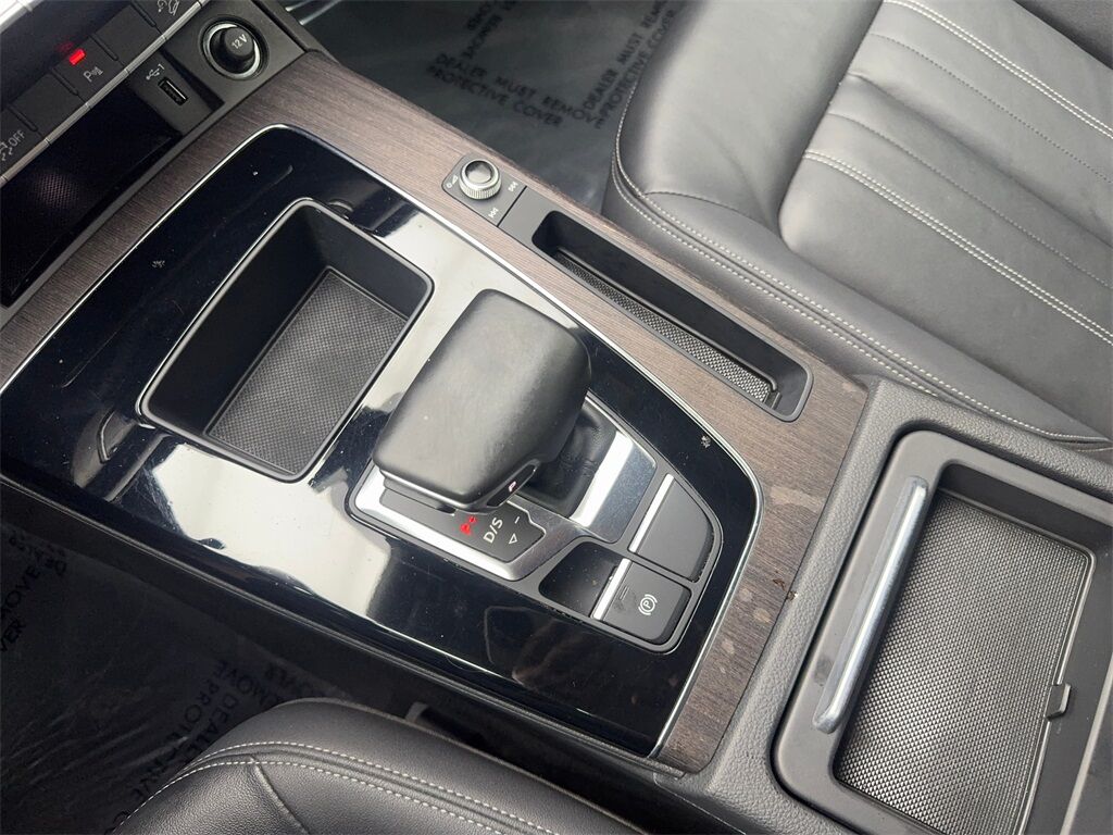 2022 Audi Q5 45 S line Premium CAM,PANO,HTD STS,BLIND SPOT,19&quot; Irving TX