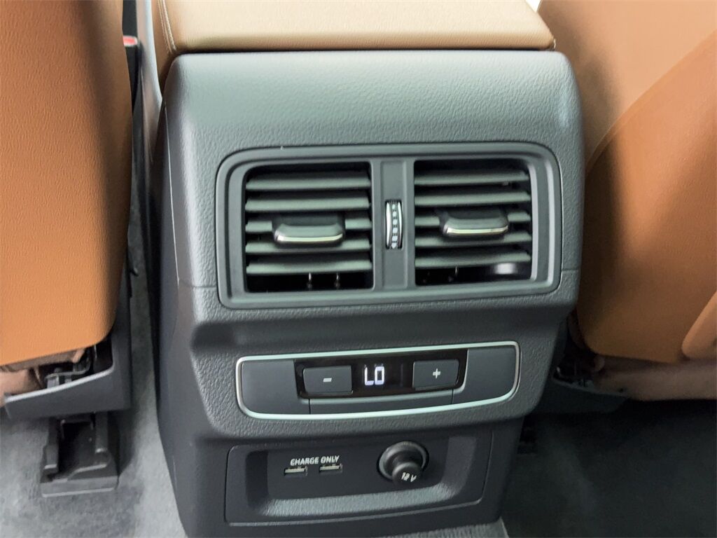 2022 Audi Q5 45 S line Premium CAM,PANO,HTD STS,BLIND SPOT,20&quot; Plano TX