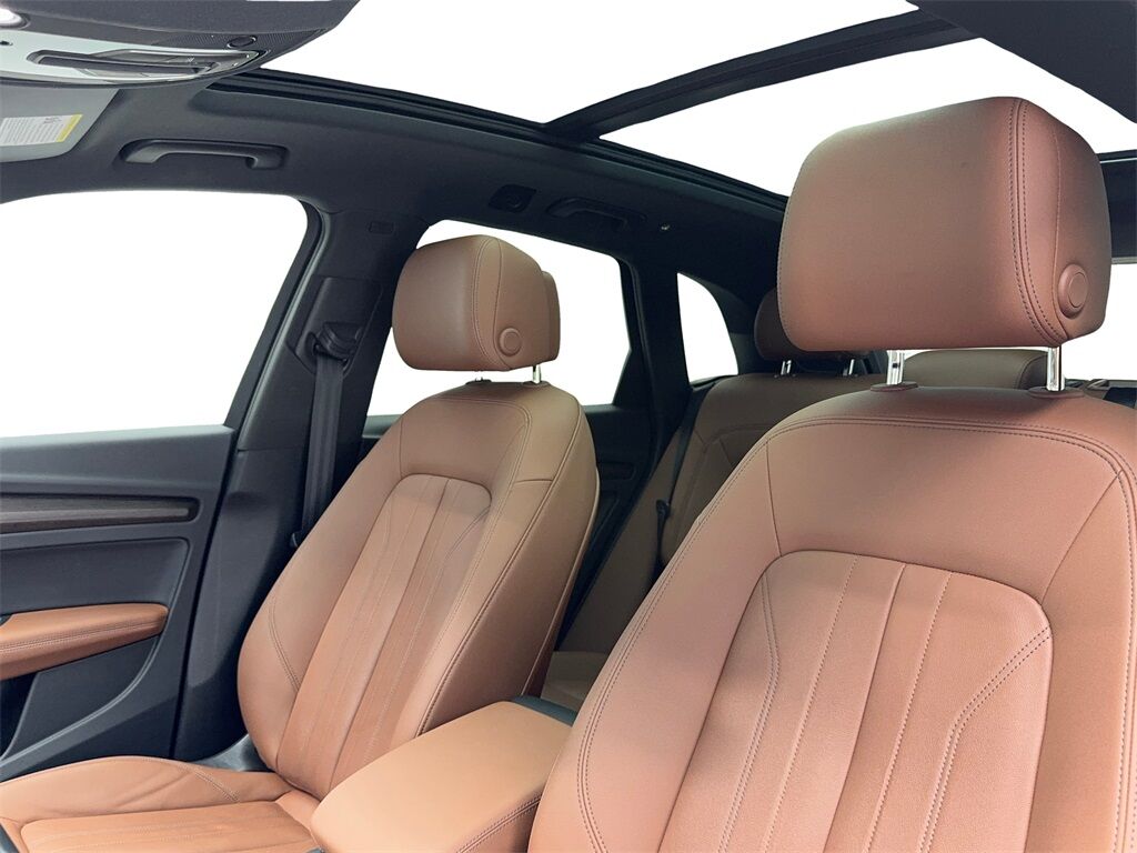 2022 Audi Q5 45 S line Premium CAM,PANO,HTD STS,BLIND SPOT,20&quot; Plano TX