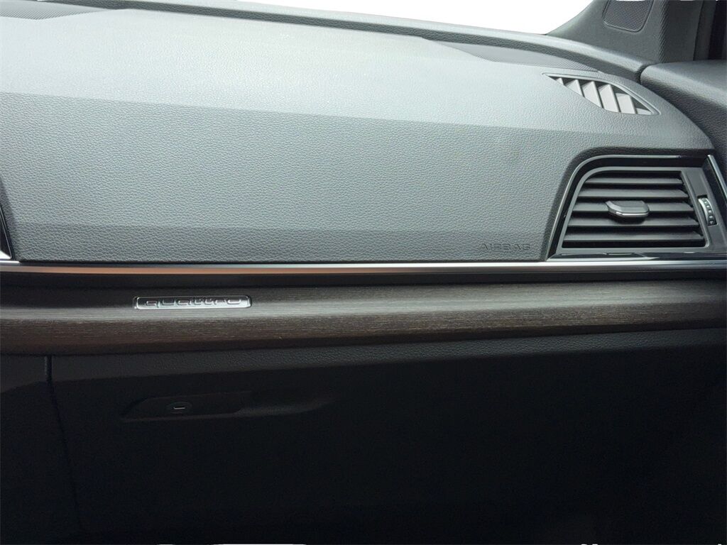 2022 Audi Q5 45 S line Premium CAM,PANO,HTD STS,BLIND SPOT,20&quot; Plano TX