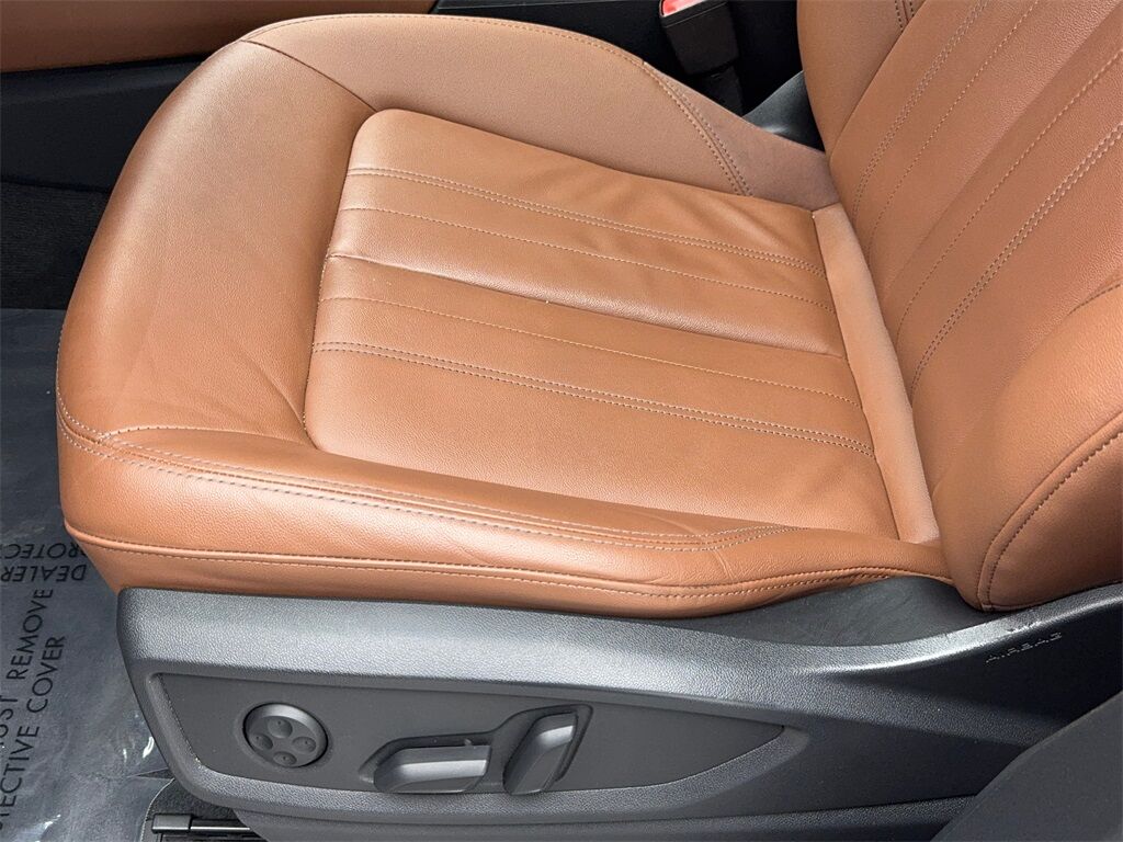 2022 Audi Q5 45 S line Premium CAM,PANO,HTD STS,BLIND SPOT,20&quot; Plano TX