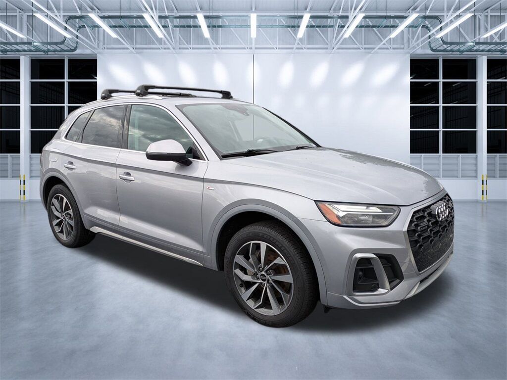 2022 Audi Q5 45 S line Premium