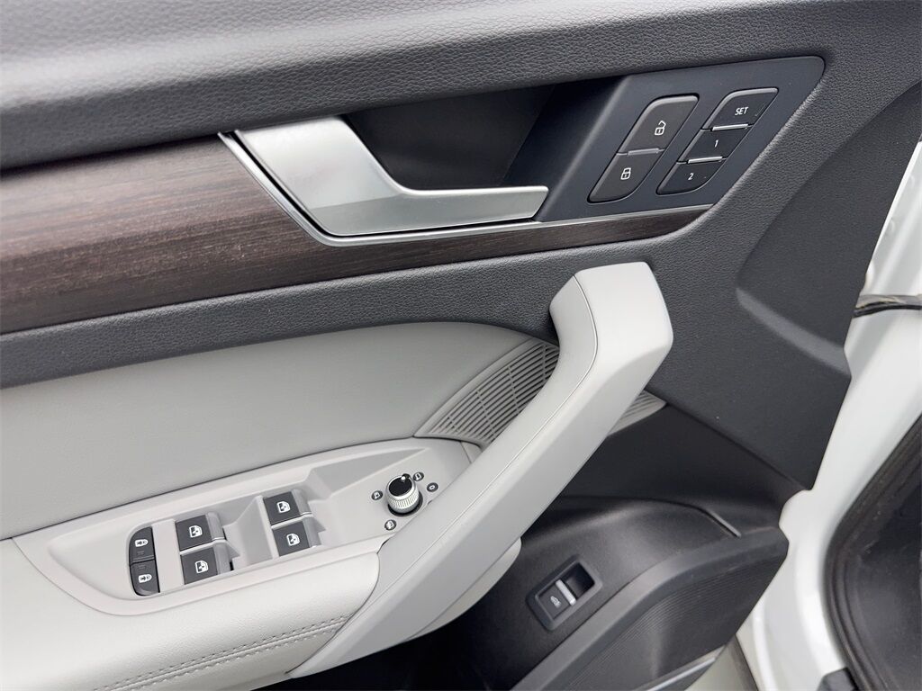 2022 Audi Q5 45 S line Prestige Irving TX