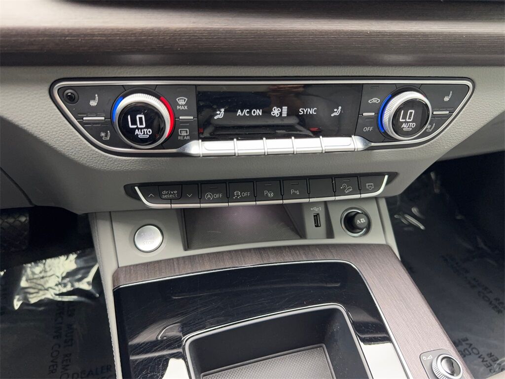 2022 Audi Q5 45 S line Prestige Irving TX