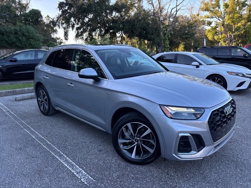 2022 Audi Q5 S line Premium AWD w/CONVENIENCE PKG. Seffner FL