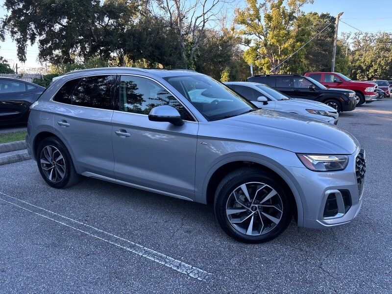 2022 Audi Q5 S line Premium AWD w/CONVENIENCE PKG. Seffner FL