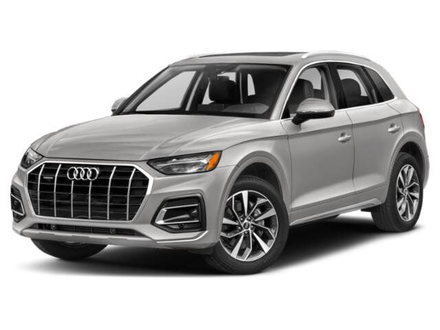 2022 Audi Q5 45 Premium Plus's photo