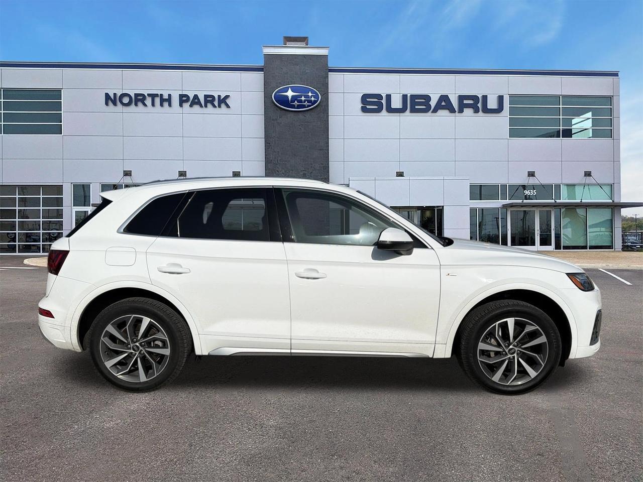 2022 Audi Q5 S line Premium Plus