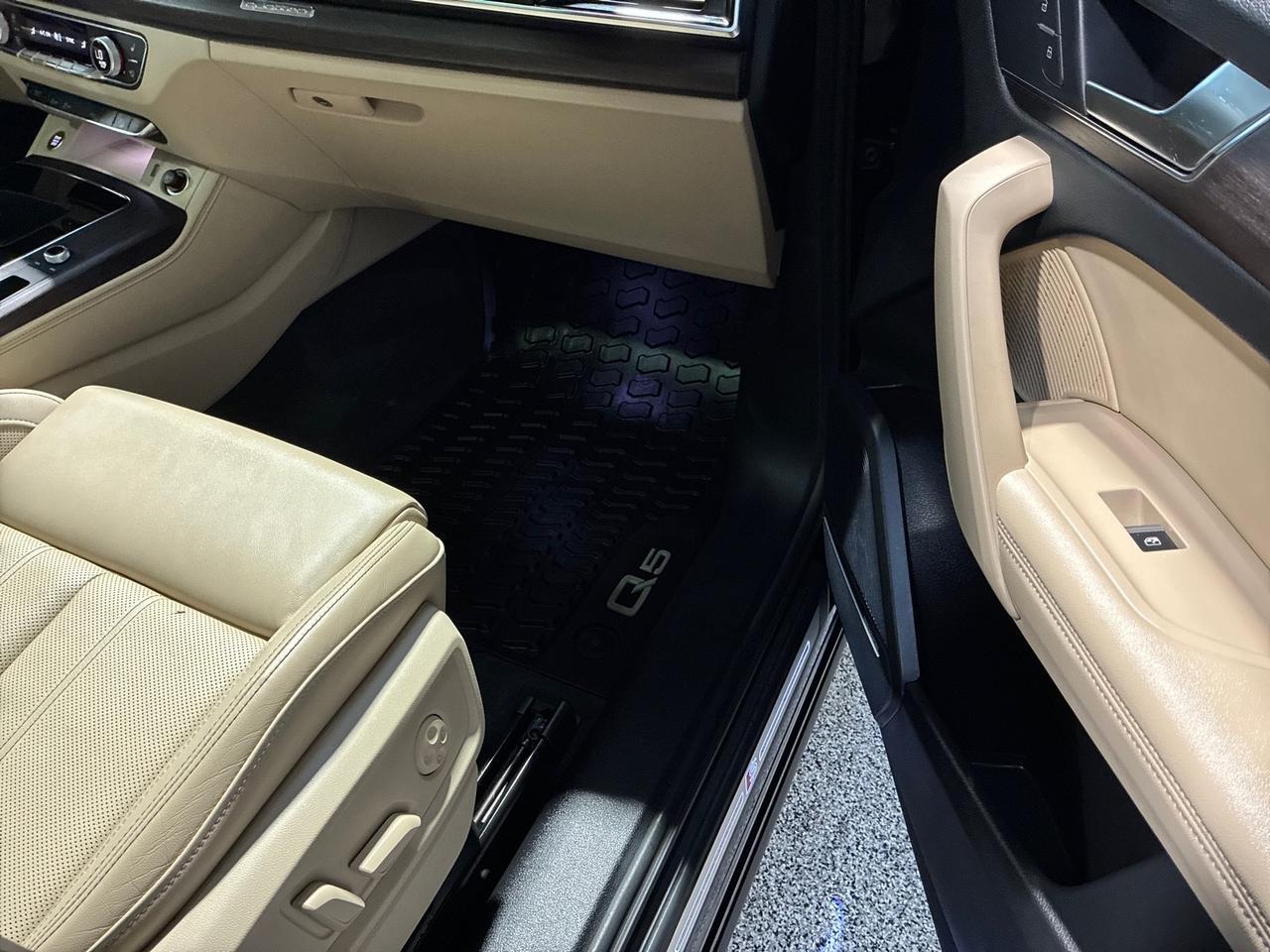 2022 Audi Q5 S line Premium Plus, Warm Weather Pkg, B&O Sound Houston TX