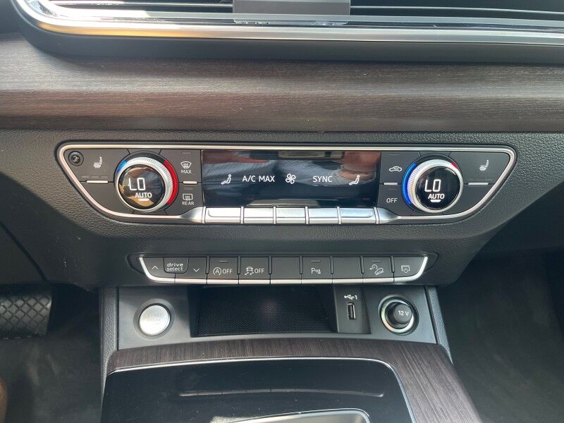 2022 Audi Q5 S line Premium Whitinsville MA