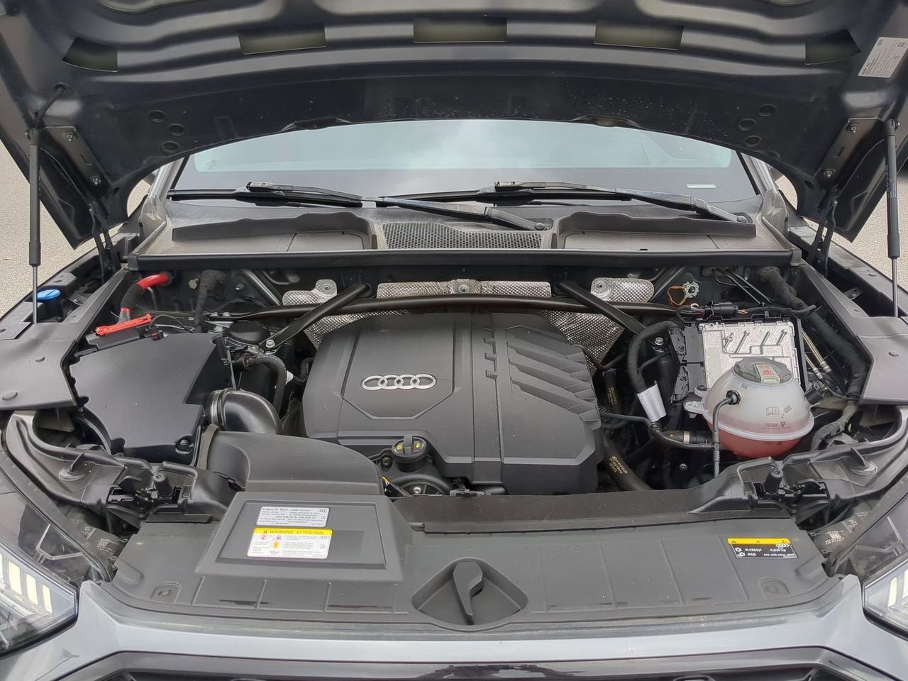 2022 Audi Q5 S line Prestige