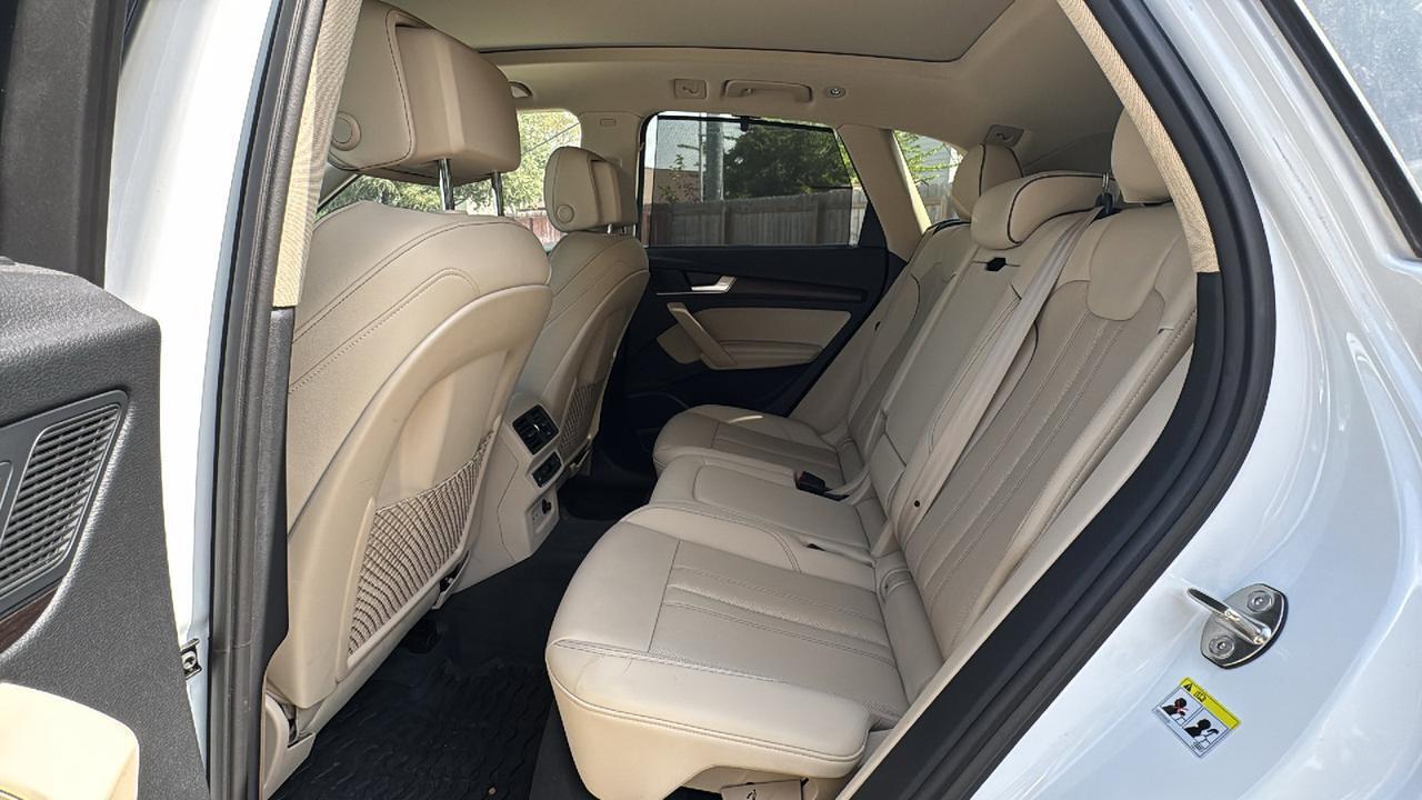 2022 Audi Q5 S line Prestige  Selma TX