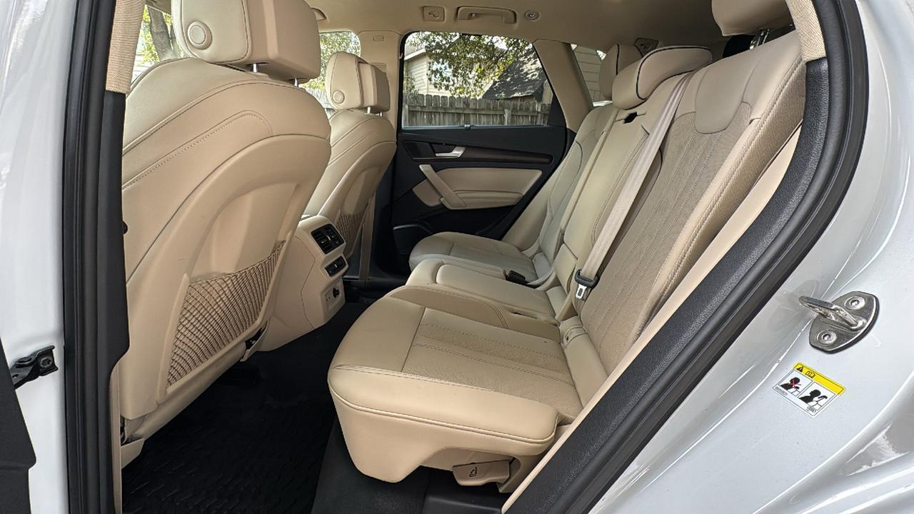 2022 Audi Q5 S line Prestige  Selma TX