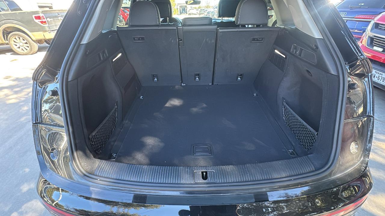 2022 Audi Q5 S line Prestige  Selma TX