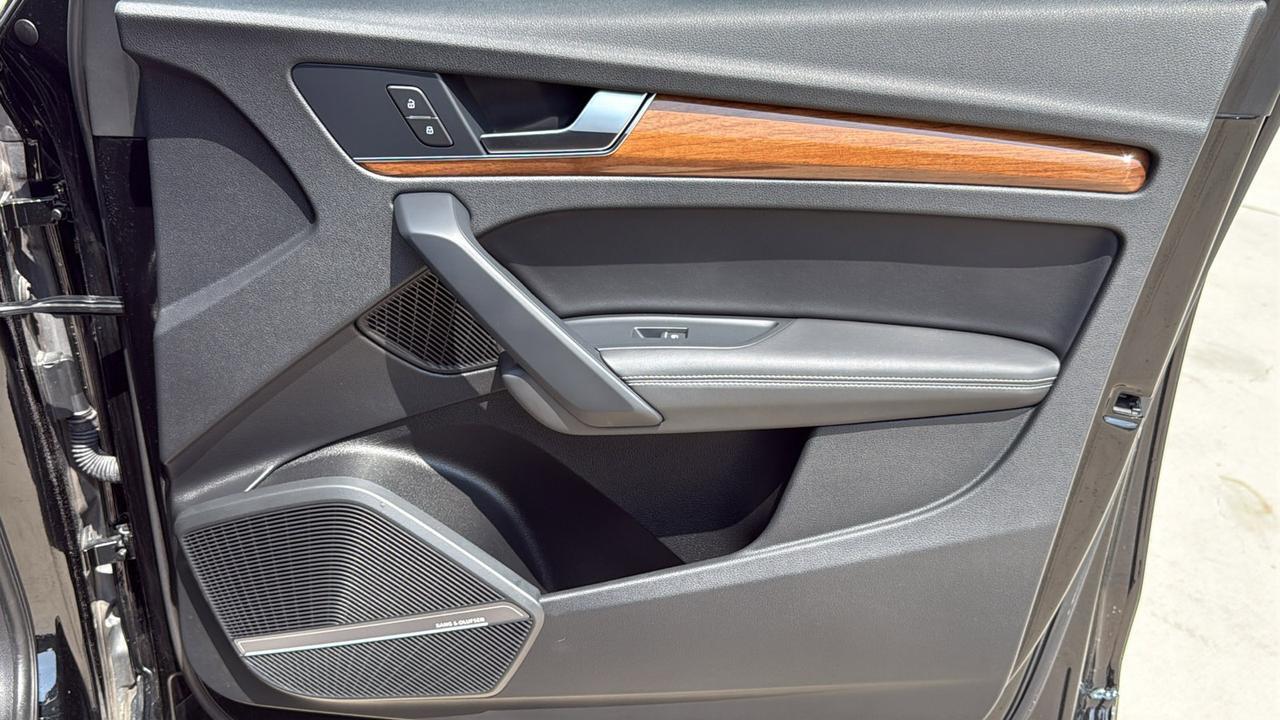 2022 Audi Q5 S line Prestige  Selma TX