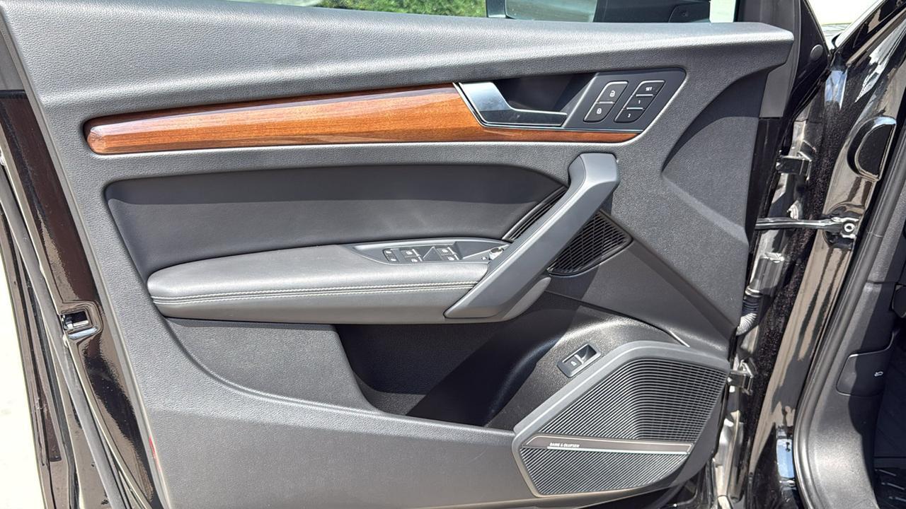 2022 Audi Q5 S line Prestige  Selma TX