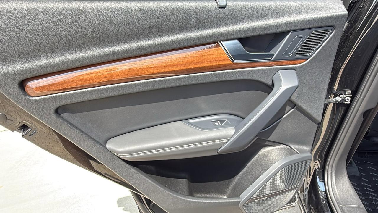 2022 Audi Q5 S line Prestige  Selma TX