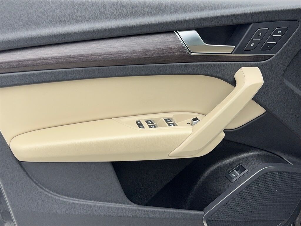 2022 Audi Q5 Sportback 45 S line Premium CAM,PANO,HTD STS,BLIND SPOT Plano TX