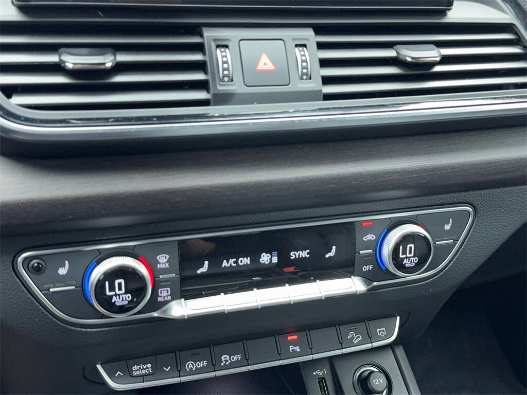 2022 Audi Q5 Sportback 45 S line Premium CAM,PANO,HTD STS,BLIND SPOT Plano TX