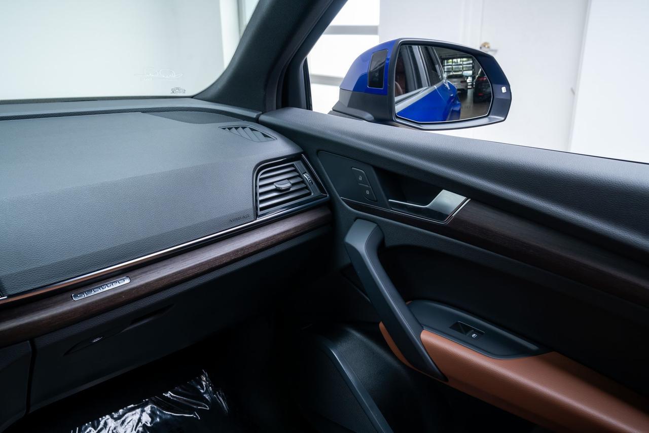 2022 Audi Q5 e quattro S Line / Convenience Pkg / 1-Owner Portland OR
