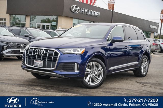 2022 Audi Q7 45 Premium Plus