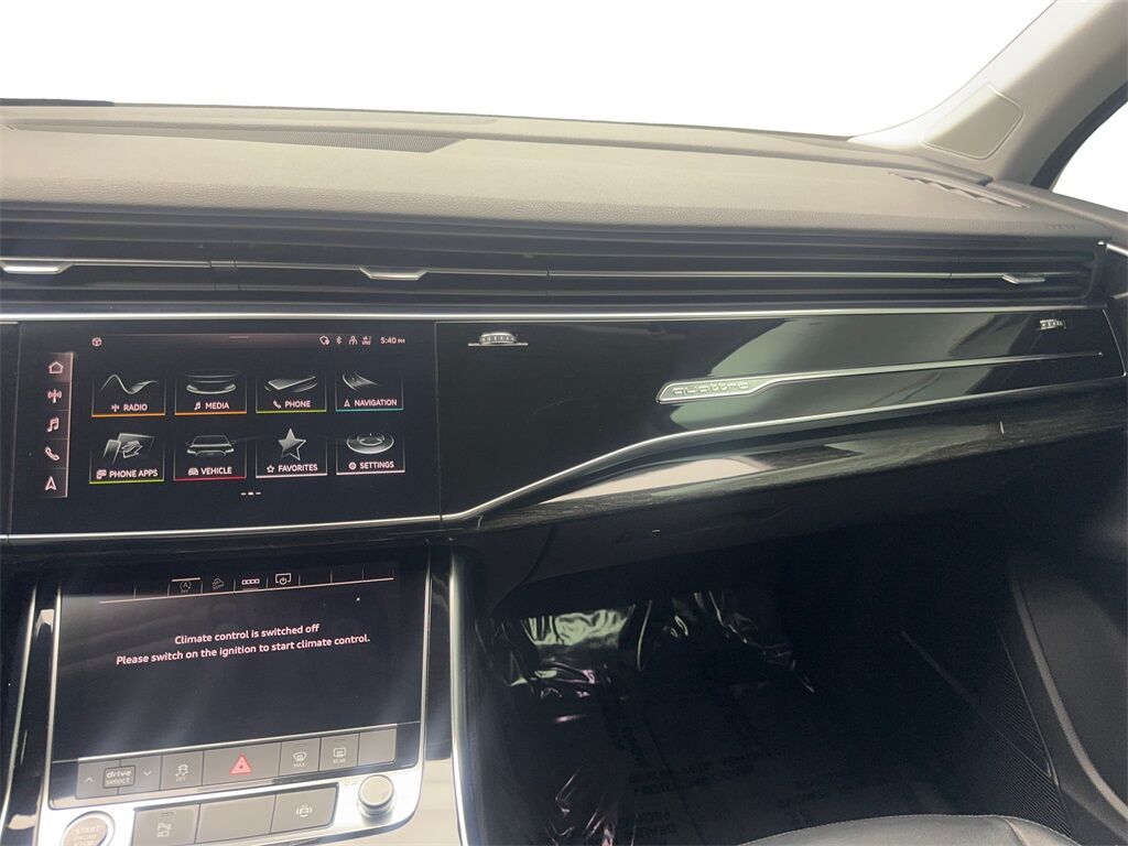 2022 Audi Q7 45 Premium Plus NAV,CAM,PANO,BLIND SPOT,3RD ROW Irving TX